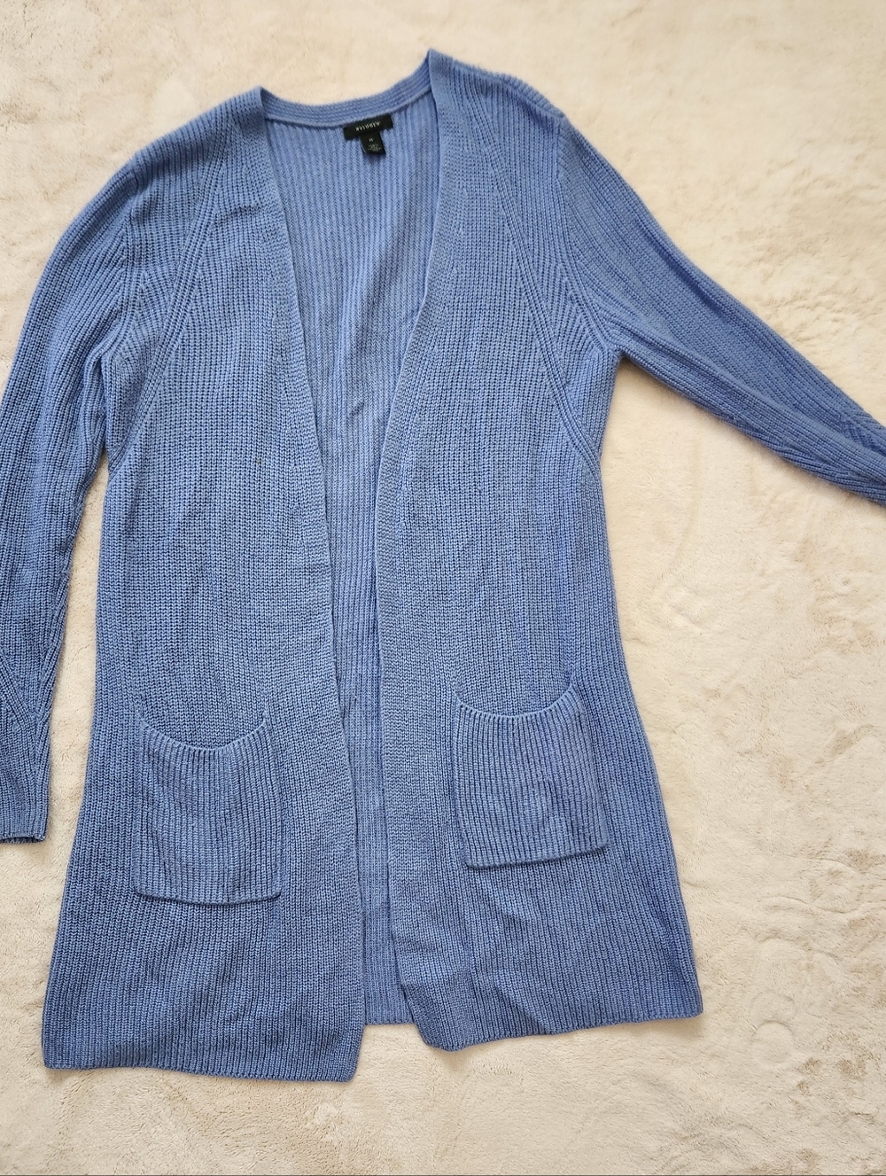 Light Blue Knit Cardigan with Front Pockets